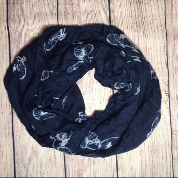Bicycle Infinity Scarf - Picture 3 of 4
